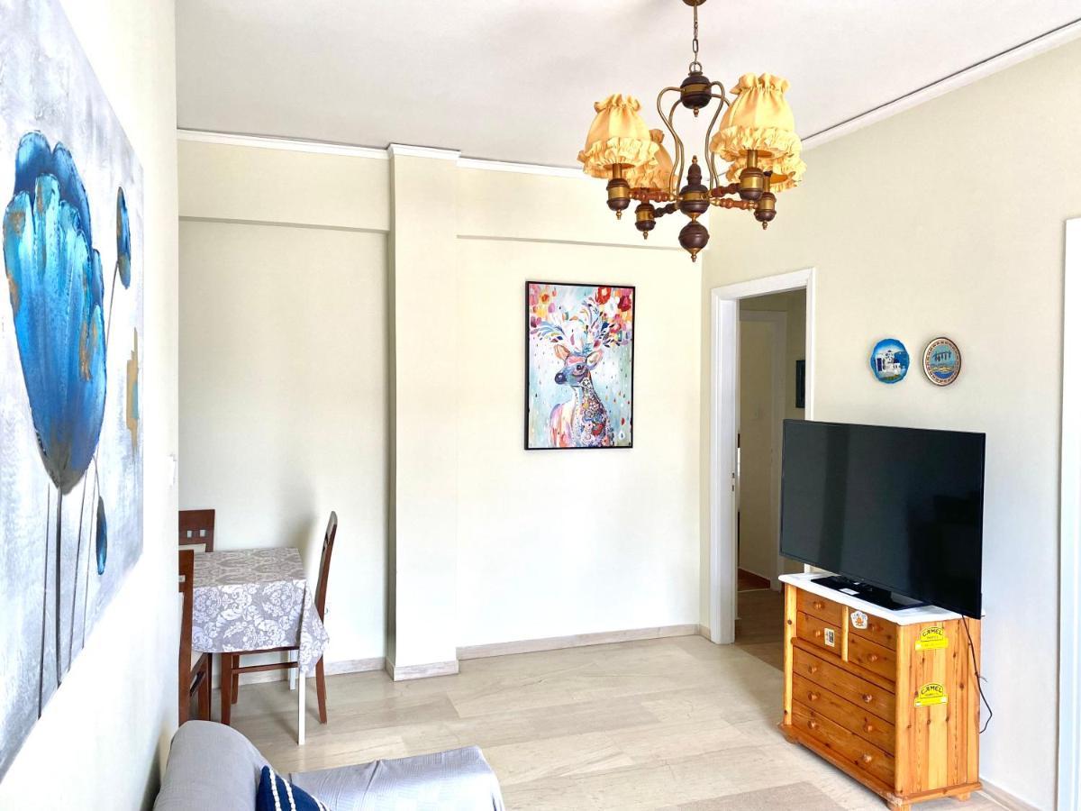 Quiet Near Subway And Acropolis 2 Bedrooms Apt Αθήνα Εξωτερικό φωτογραφία