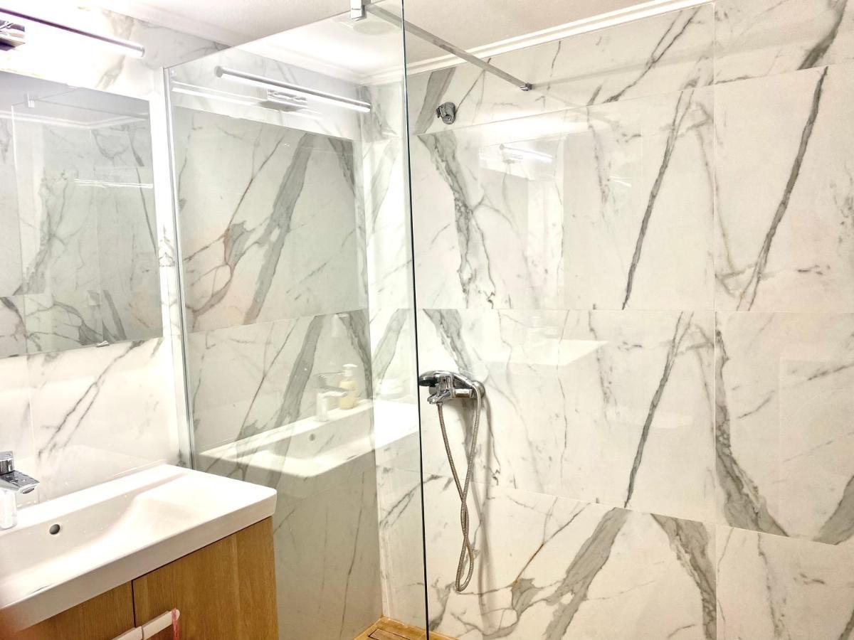 Quiet Near Subway And Acropolis 2 Bedrooms Apt Αθήνα Εξωτερικό φωτογραφία